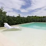 Dimora San Quirico - B&B Cisternino Valle D'Itria Bed & Breakfast Marinelli